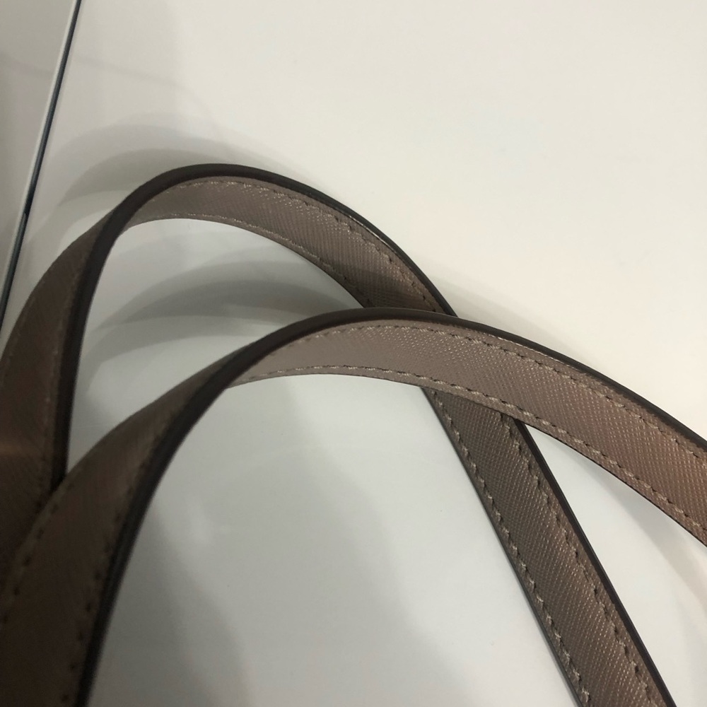 Kate Spade Greta Court Glitter Penny Tote - Picture 10 of 10